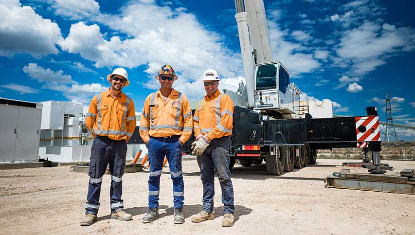 East Coast Cranes workers at the Chinchilla Battery