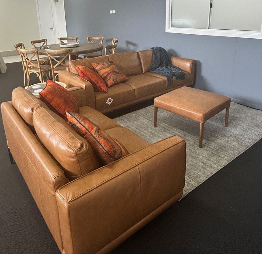CUC-WD-lounge room_body image